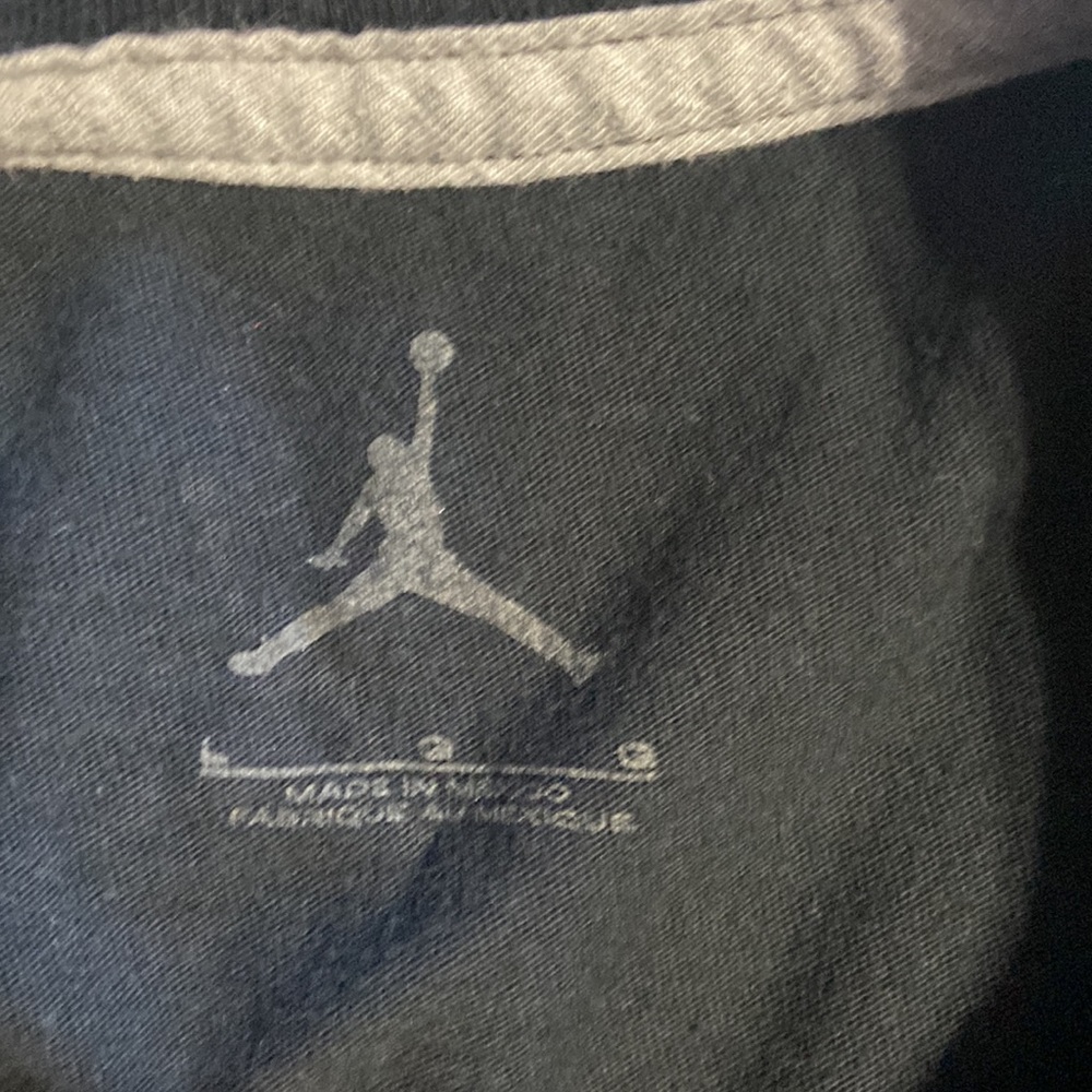Jordan 3 shirt from 2011 - Picture 2 of 3